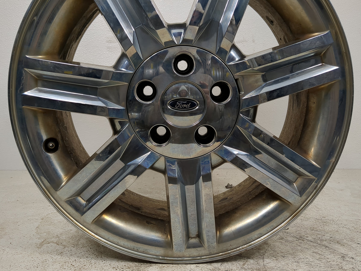 2008 Ford Taurus X Driver Front Wheel Hub Oem Chrome - Oemusedautoparts1.com