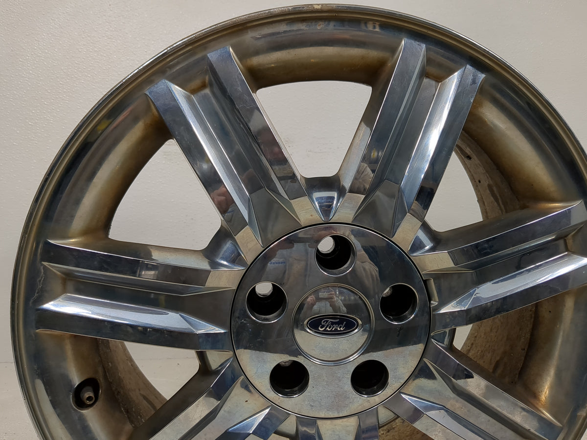2008 Ford Taurus X Driver Front Wheel Hub Oem Chrome - Oemusedautoparts1.com