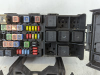 2008-2009 Ford Taurus X Fusebox Fuse Box Panel Relay Module P/N:8G1T-14A003-AC Fits Fits 2008 2009 OEM Used Auto Parts - Oem
