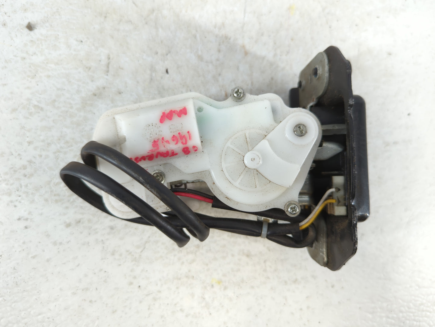 2008 Ford Taurus X Lid Latch - Oemusedautoparts1.com