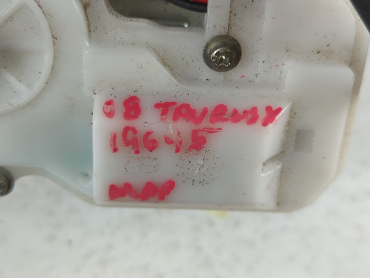 2008 Ford Taurus X Lid Latch - Oemusedautoparts1.com