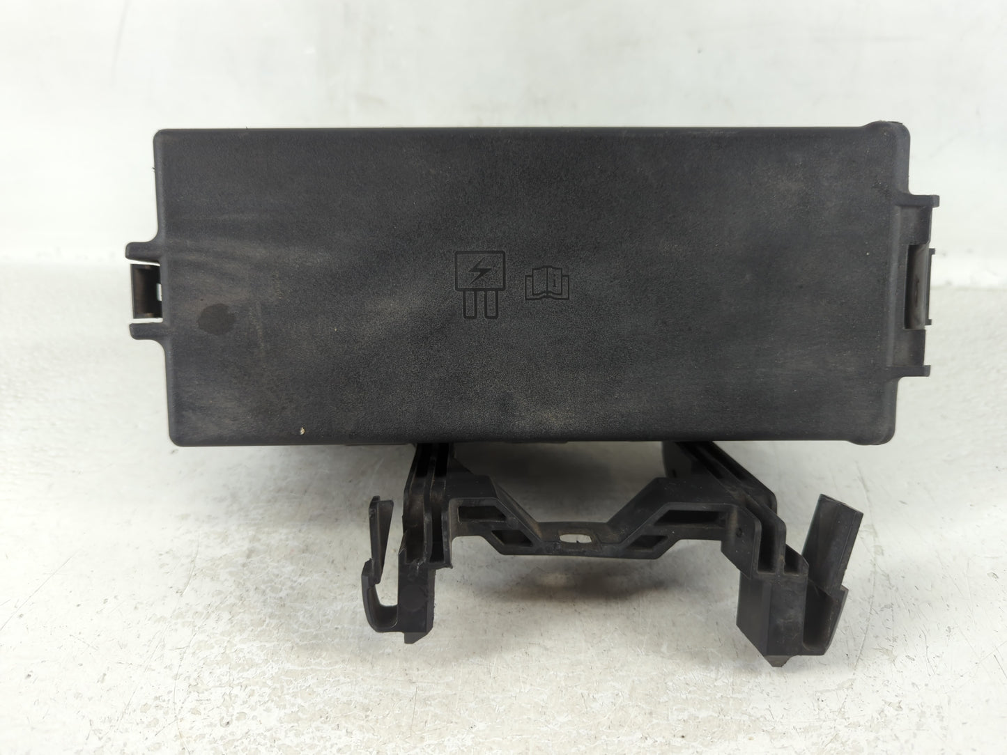 2008-2009 Ford Taurus X Fusebox Fuse Box Panel Relay Module P/N:8G1T-14A008-AC Fits Fits 2008 2009 OEM Used Auto Parts - Oem