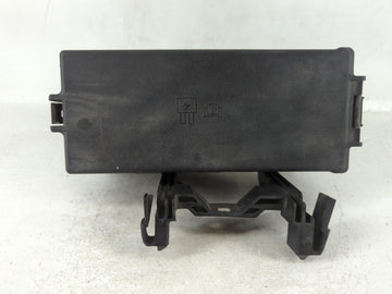 2008-2009 Ford Taurus X Fusebox Fuse Box Panel Relay Module P/N:8G1T-14A008-AC Fits Fits 2008 2009 OEM Used Auto Parts - Oem