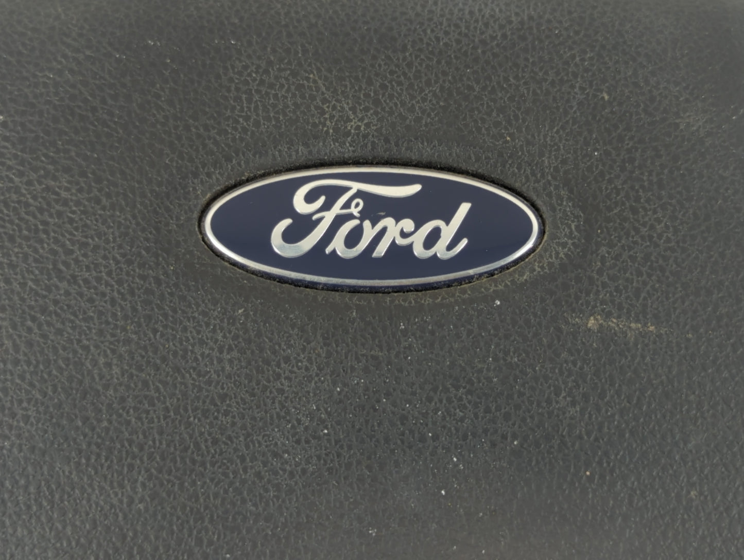 2008-2009 Ford Taurus X Air Bag Driver Left Steering Wheel Mounted Fits Fits 2008 2009 OEM Used Auto Parts - Oemusedautopart