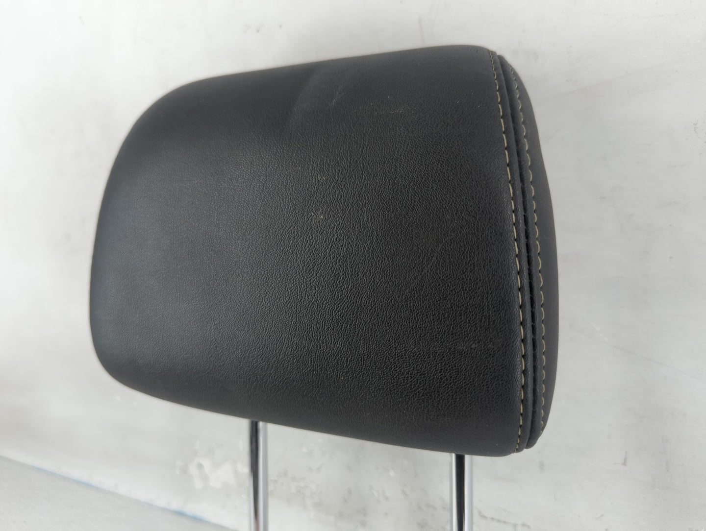 2008 Ford Taurus X Headrest Head Rest Rear Seat Fits OEM Used Auto Parts - Oemusedautoparts1.com