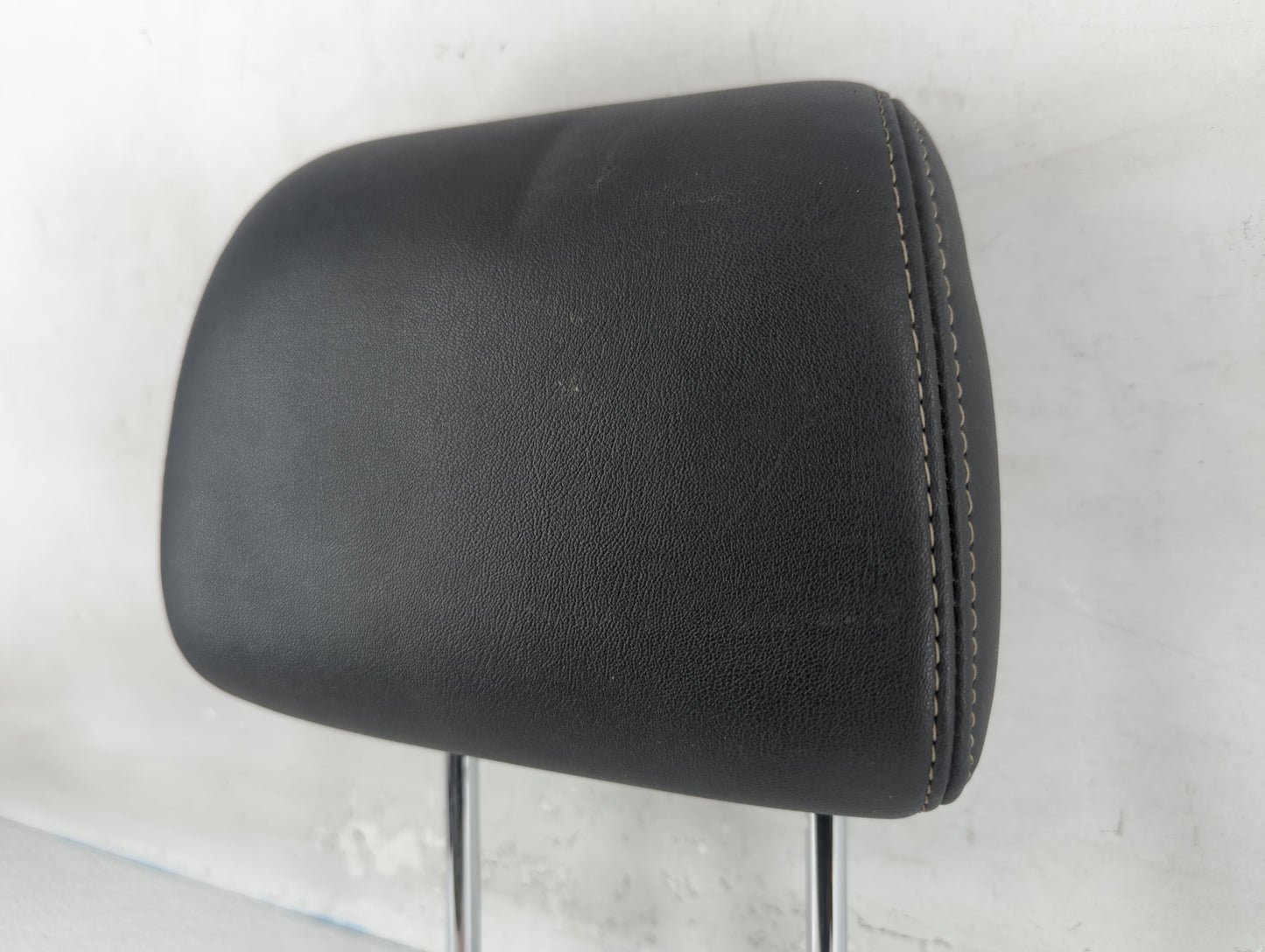2008 Ford Taurus X Headrest Head Rest Rear Seat Fits OEM Used Auto Parts - Oemusedautoparts1.com