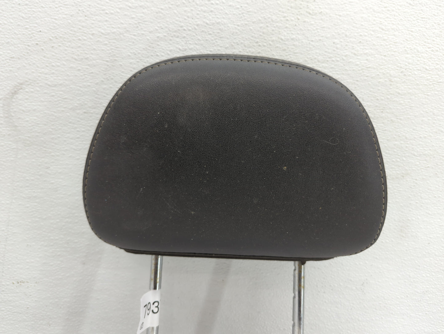 2008 Ford Taurus X Headrest Head Rest Front Driver Passenger Seat Fits OEM Used Auto Parts - Oemusedautoparts1.com