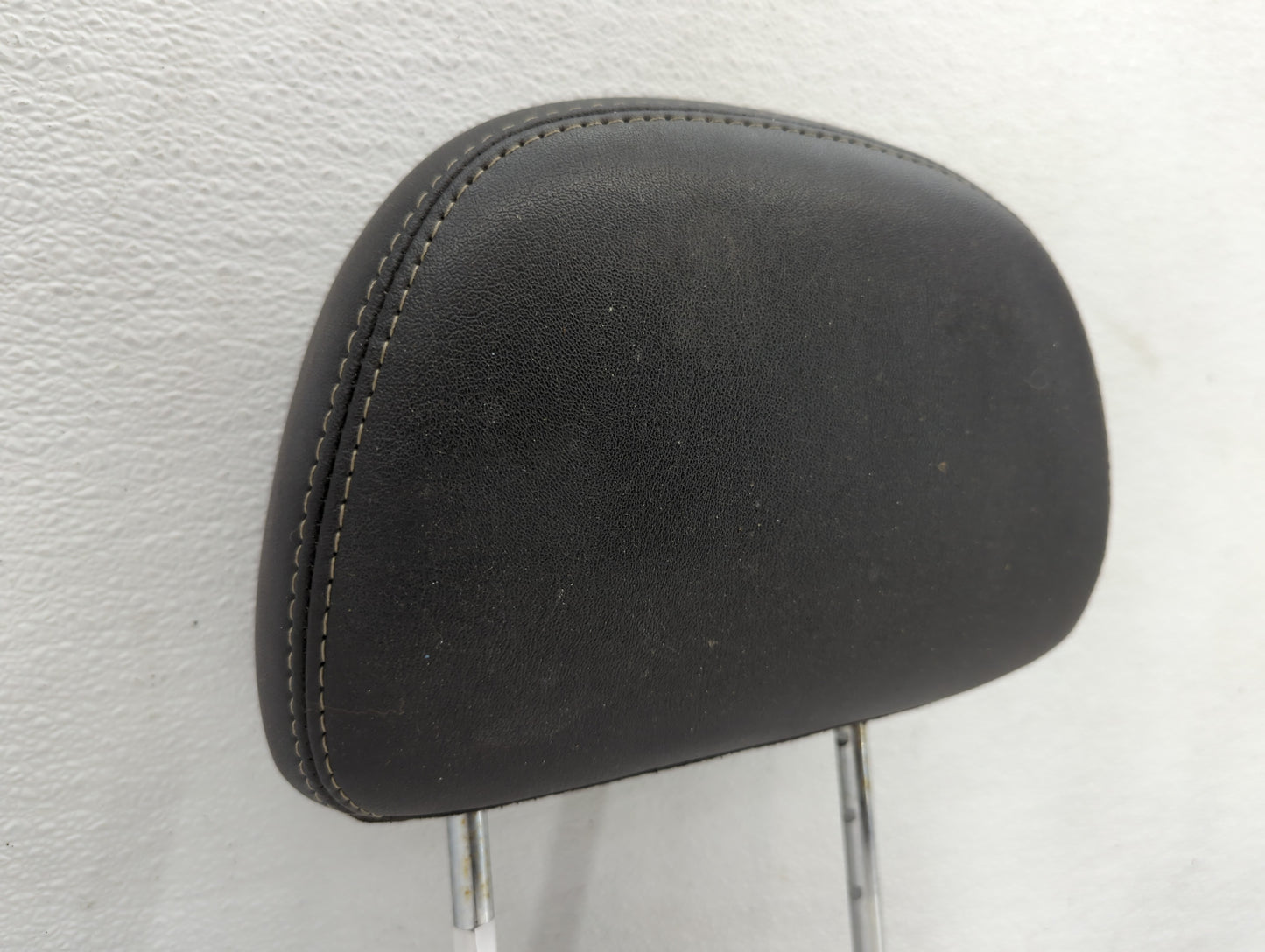 2008 Ford Taurus X Headrest Head Rest Front Driver Passenger Seat Fits OEM Used Auto Parts - Oemusedautoparts1.com