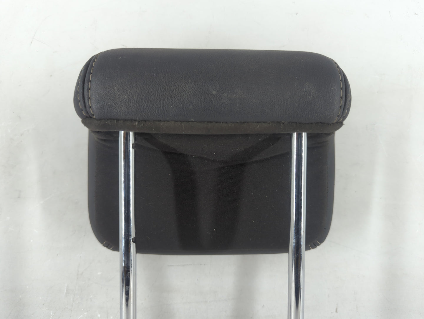 2008-2009 Ford Taurus X Headrest Head Rest Front Driver Passenger Seat Fits Fits 2008 2009 OEM Used Auto Parts - Oemusedauto