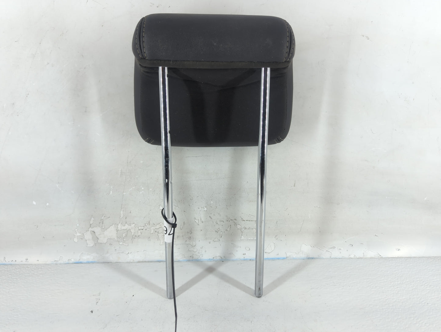 2008-2009 Ford Taurus X Headrest Head Rest Front Driver Passenger Seat Fits Fits 2008 2009 OEM Used Auto Parts - Oemusedauto