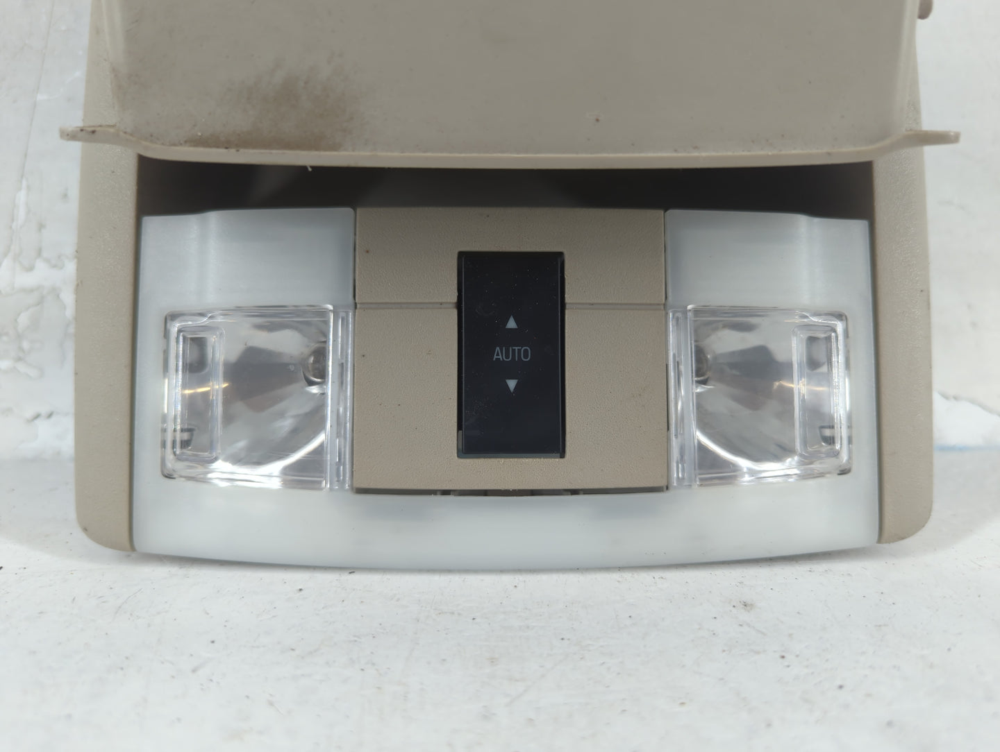 2008 Ford Taurus X Overhead Roof Console - Oemusedautoparts1.com