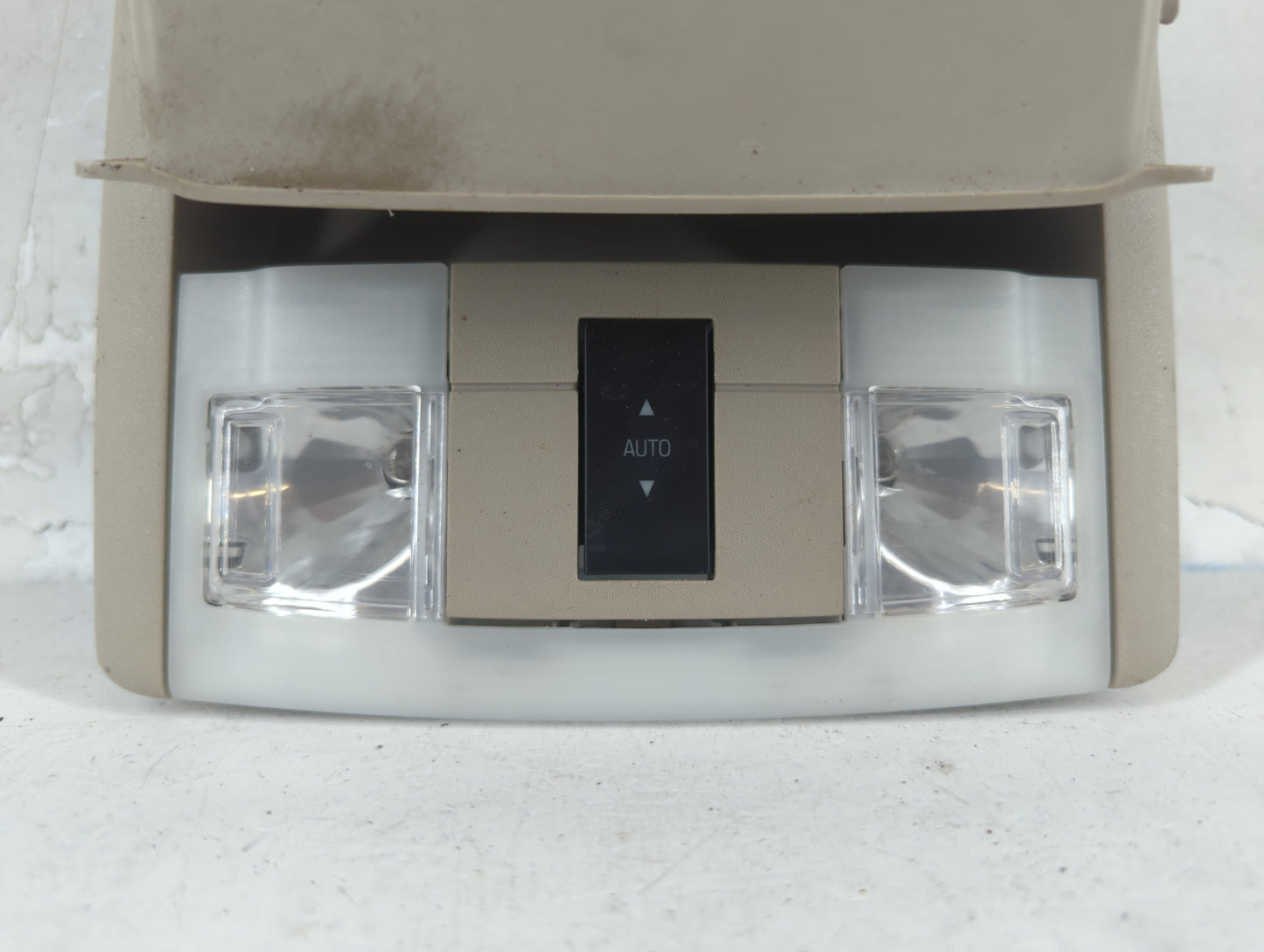 2008 Ford Taurus X Overhead Roof Console - Oemusedautoparts1.com