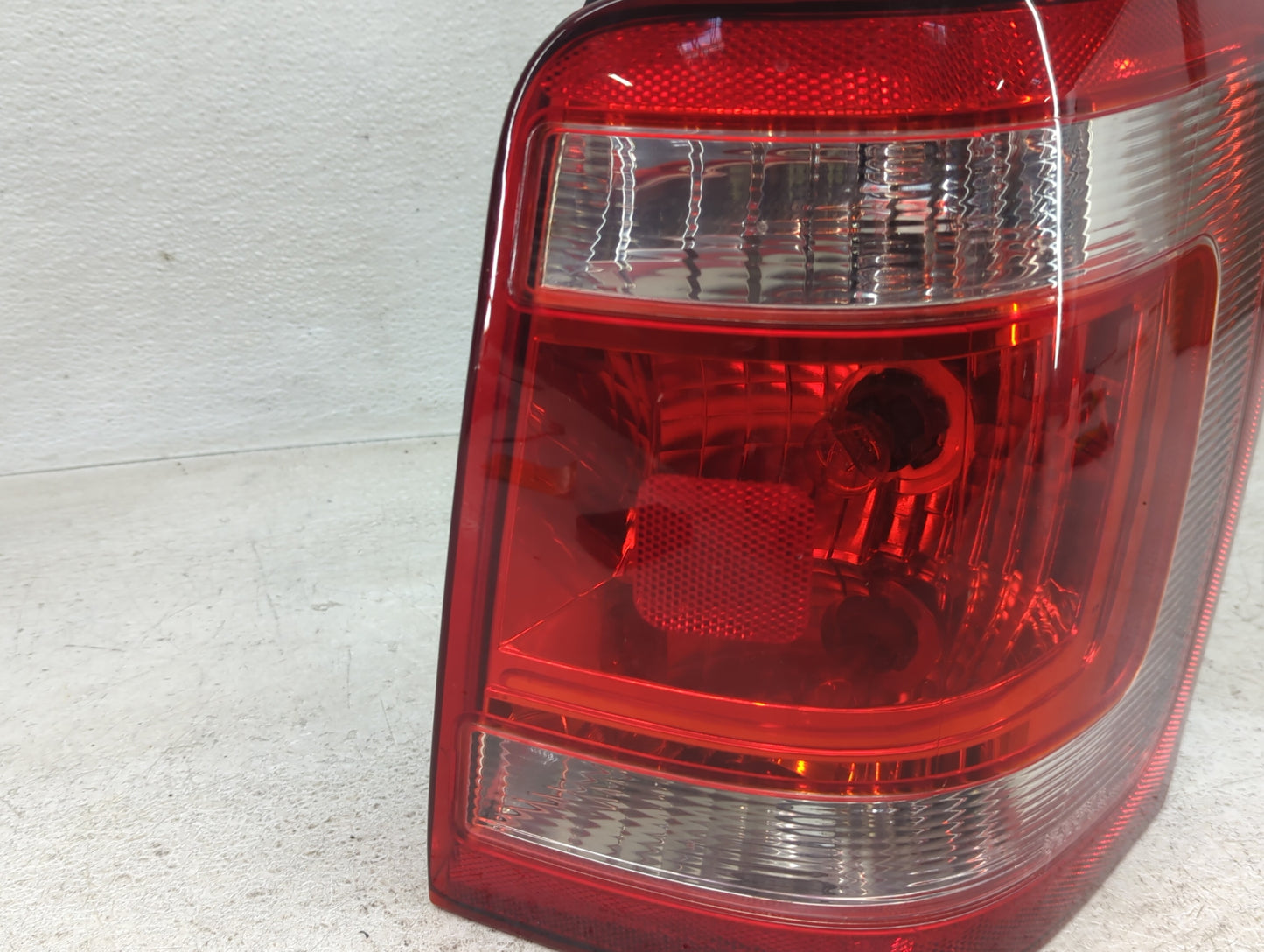 2008 Ford Escape Escape Tail Light Assembly Passenger Right OEM P/N:8L8Z13404A Fits Fits 2009 2010 2011 2012 OEM Used Auto P