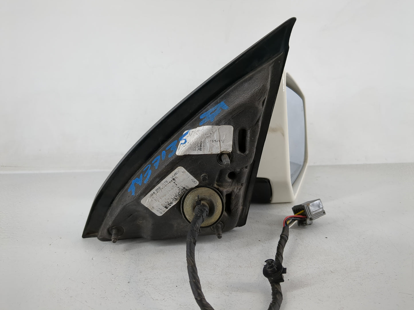 2007-2008 Gmc Acadia Side Mirror Replacement Driver Left View Door Mirror P/N:1408364C Fits Fits 2007 2008 OEM Used Auto Par