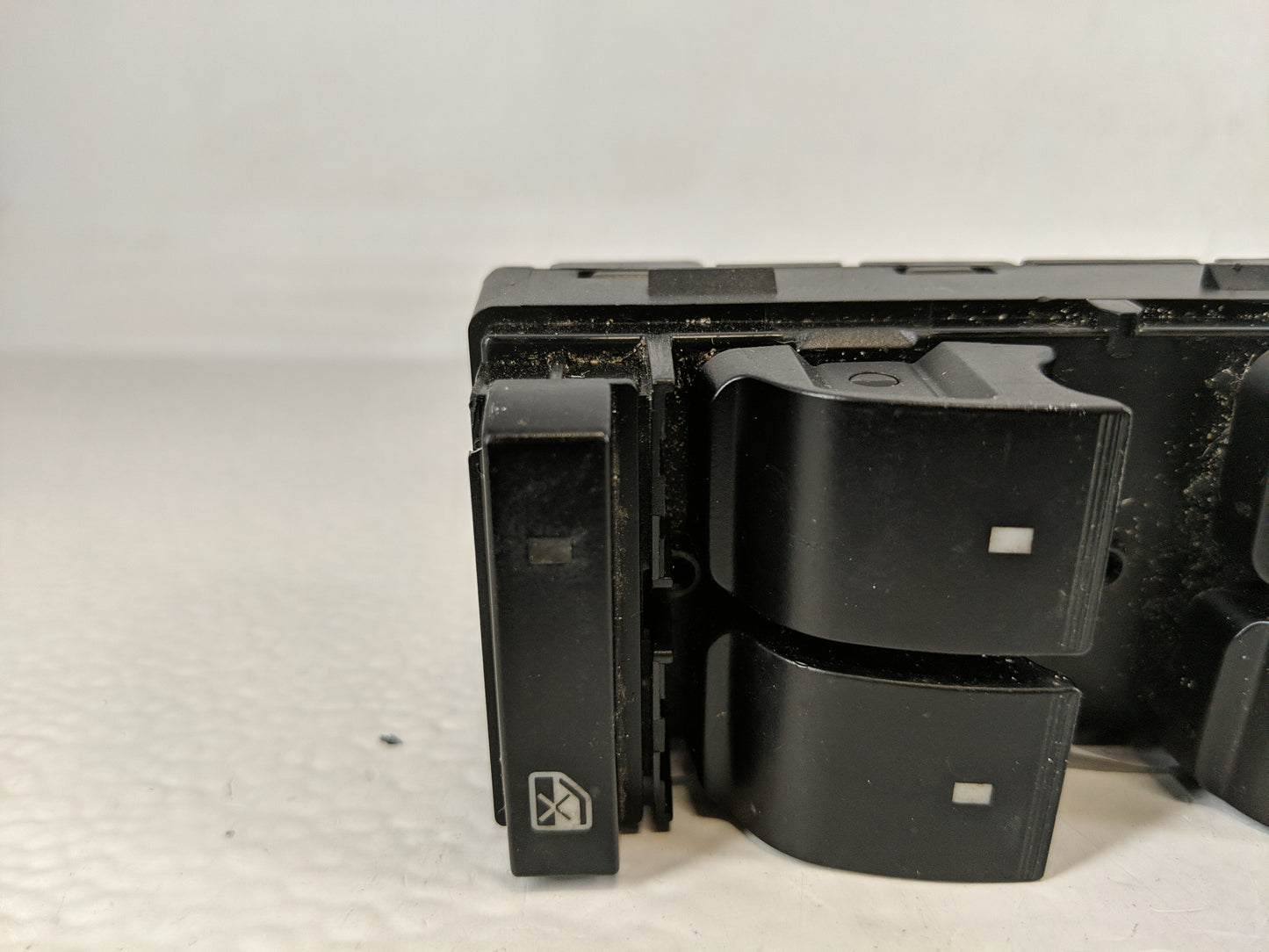 2007-2017 Gmc Acadia Master Power Window Switch Replacement Driver Side Left P/N:20945224 Fits OEM Used Auto Parts - Oemused