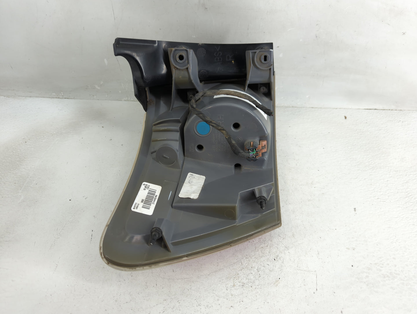 2007-2012 Gmc Acadia Tail Light Assembly Passenger Right OEM P/N:15130010 Fits Fits 2007 2008 2009 2010 2011 2012 OEM Used A