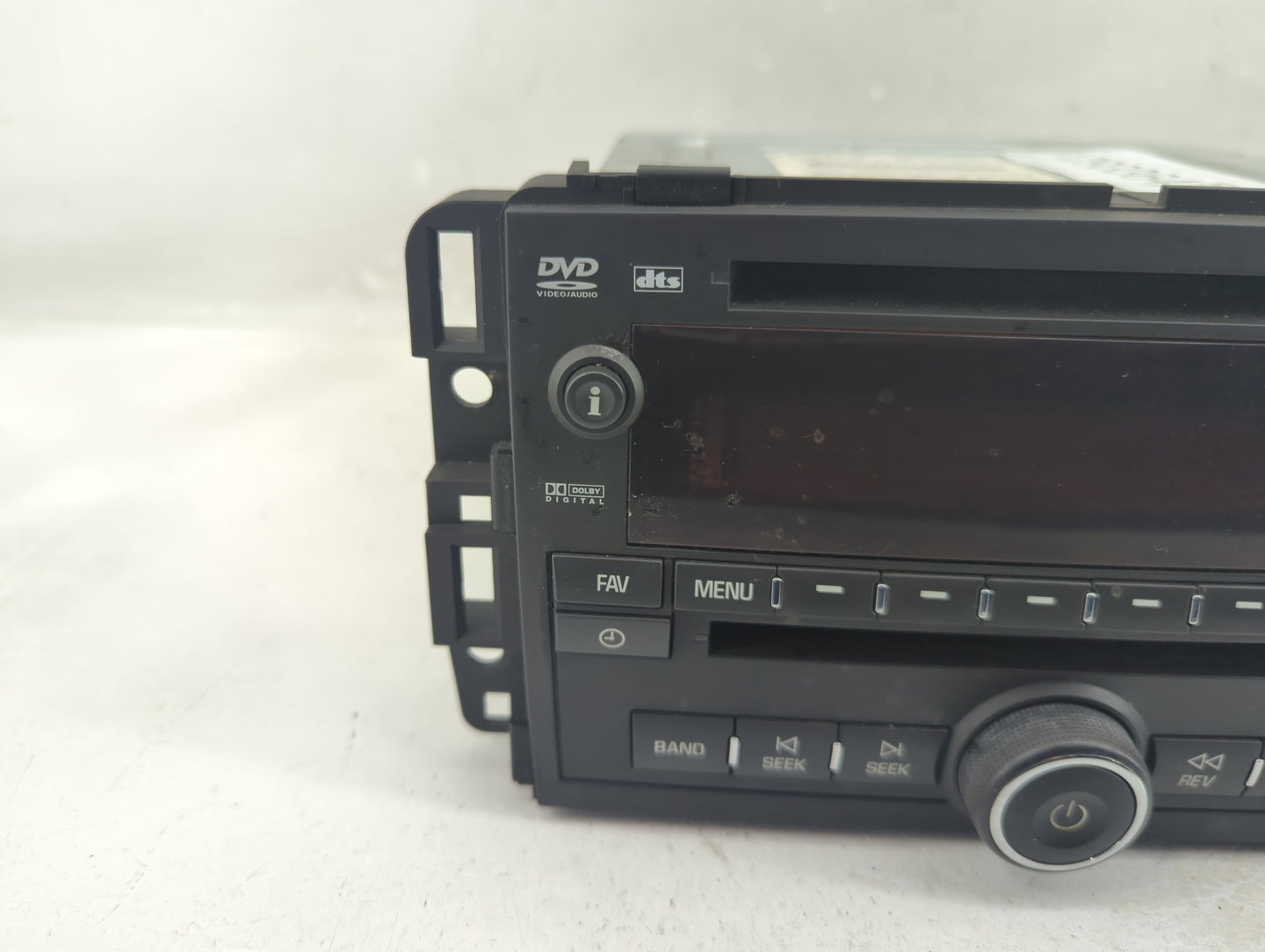 2008 Gmc Acadia Radio AM FM Cd Player Receiver Replacement P/N:25776635 Fits OEM Used Auto Parts - Oemusedautoparts1.com