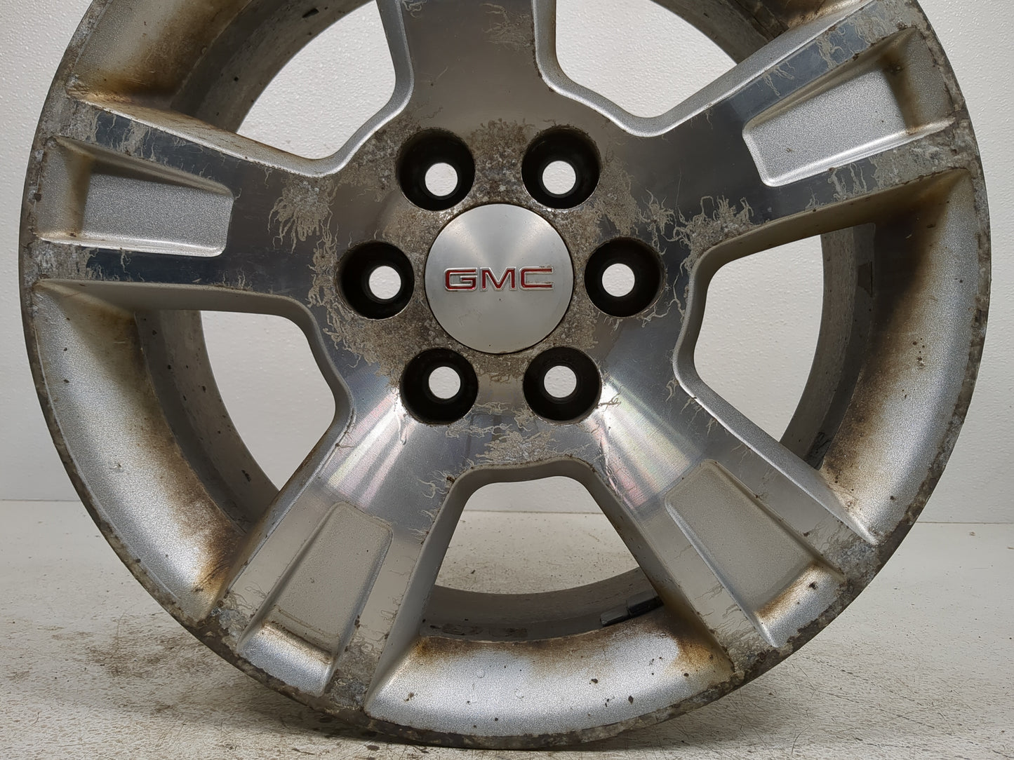 2007-2008 Gmc Acadia Oem Wheel Rim 1374737 - Oemusedautoparts1.com