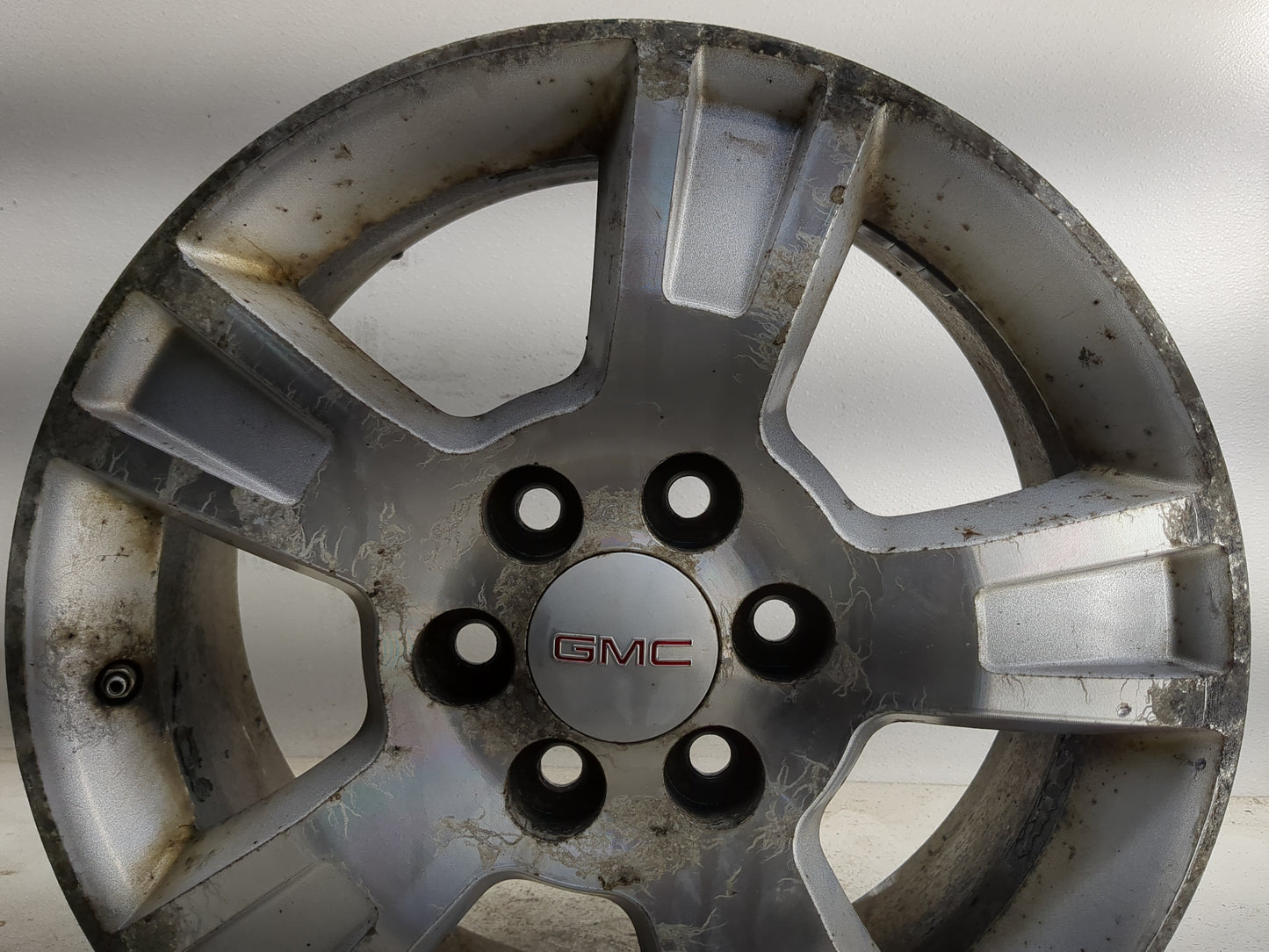 2007-2008 Gmc Acadia Oem Wheel Rim 1374739 - Oemusedautoparts1.com