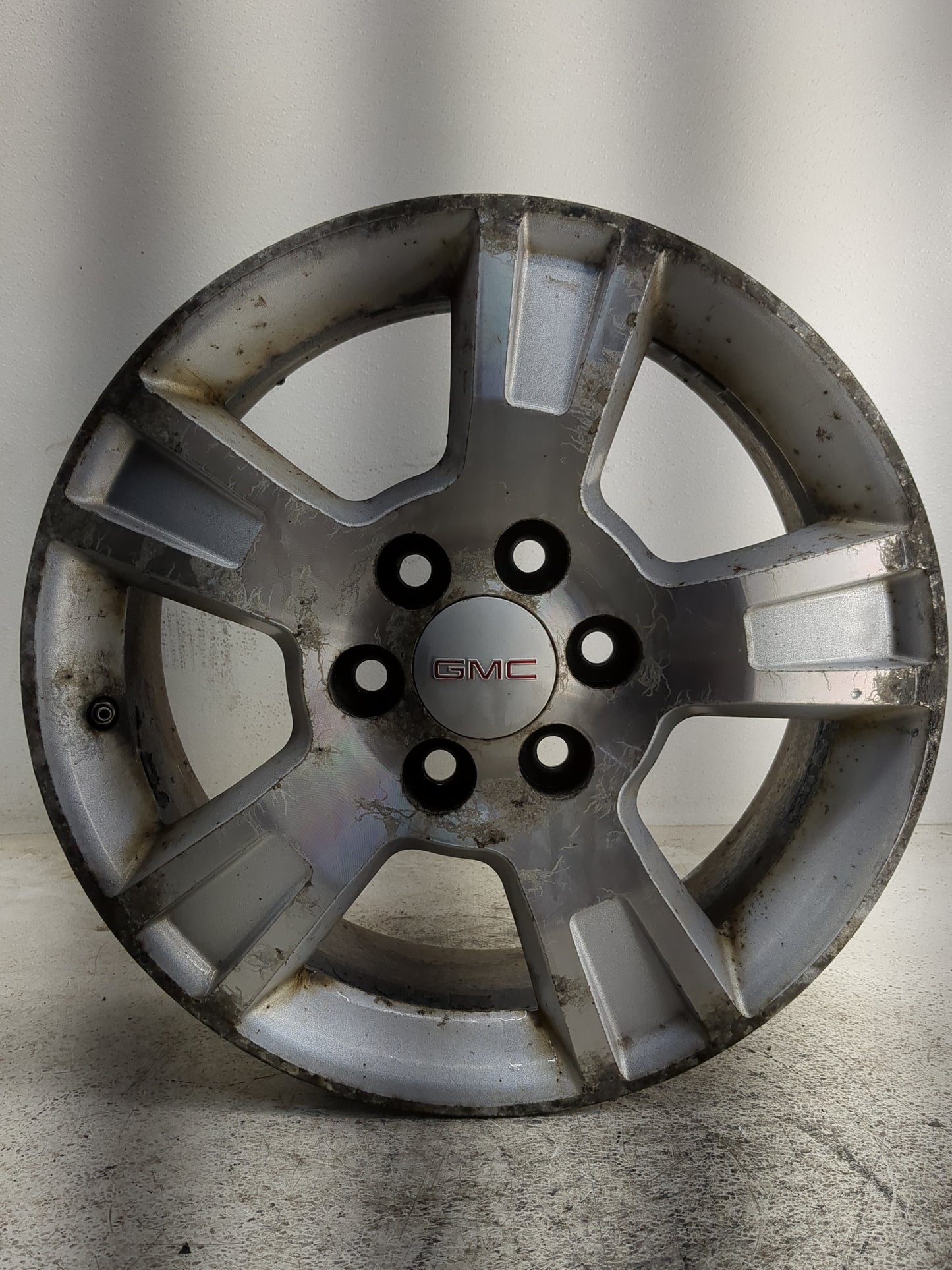 2007-2008 Gmc Acadia Oem Wheel Rim 1374739 - Oemusedautoparts1.com