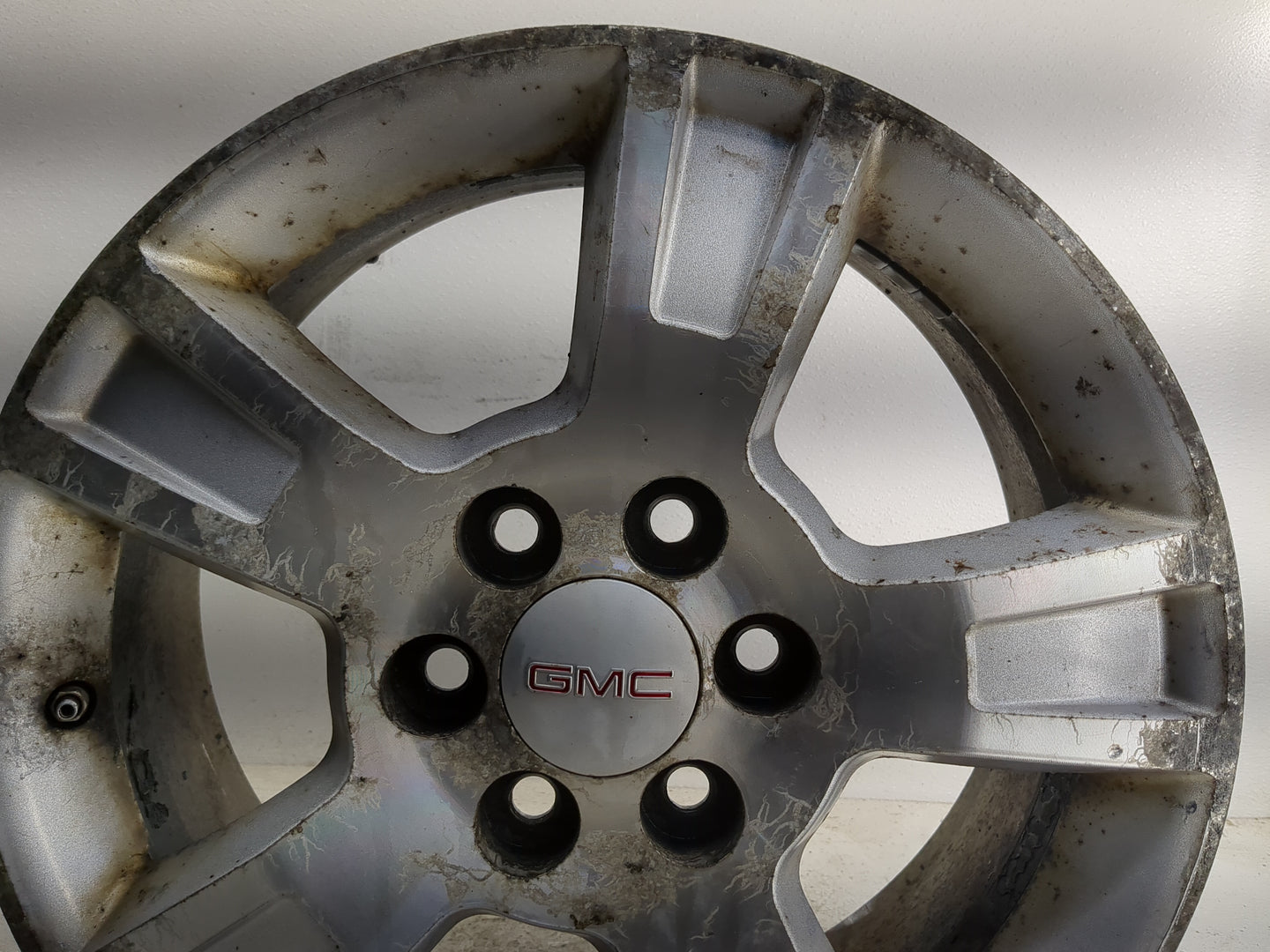 2007-2008 Gmc Acadia Oem Wheel Rim 1374739 - Oemusedautoparts1.com