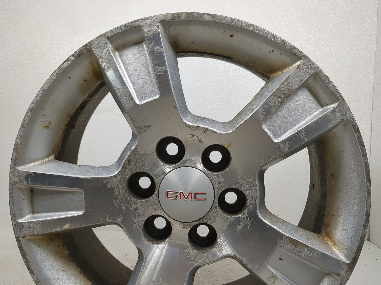 2007-2008 Gmc Acadia Oem Wheel Rim 1374740 - Oemusedautoparts1.com