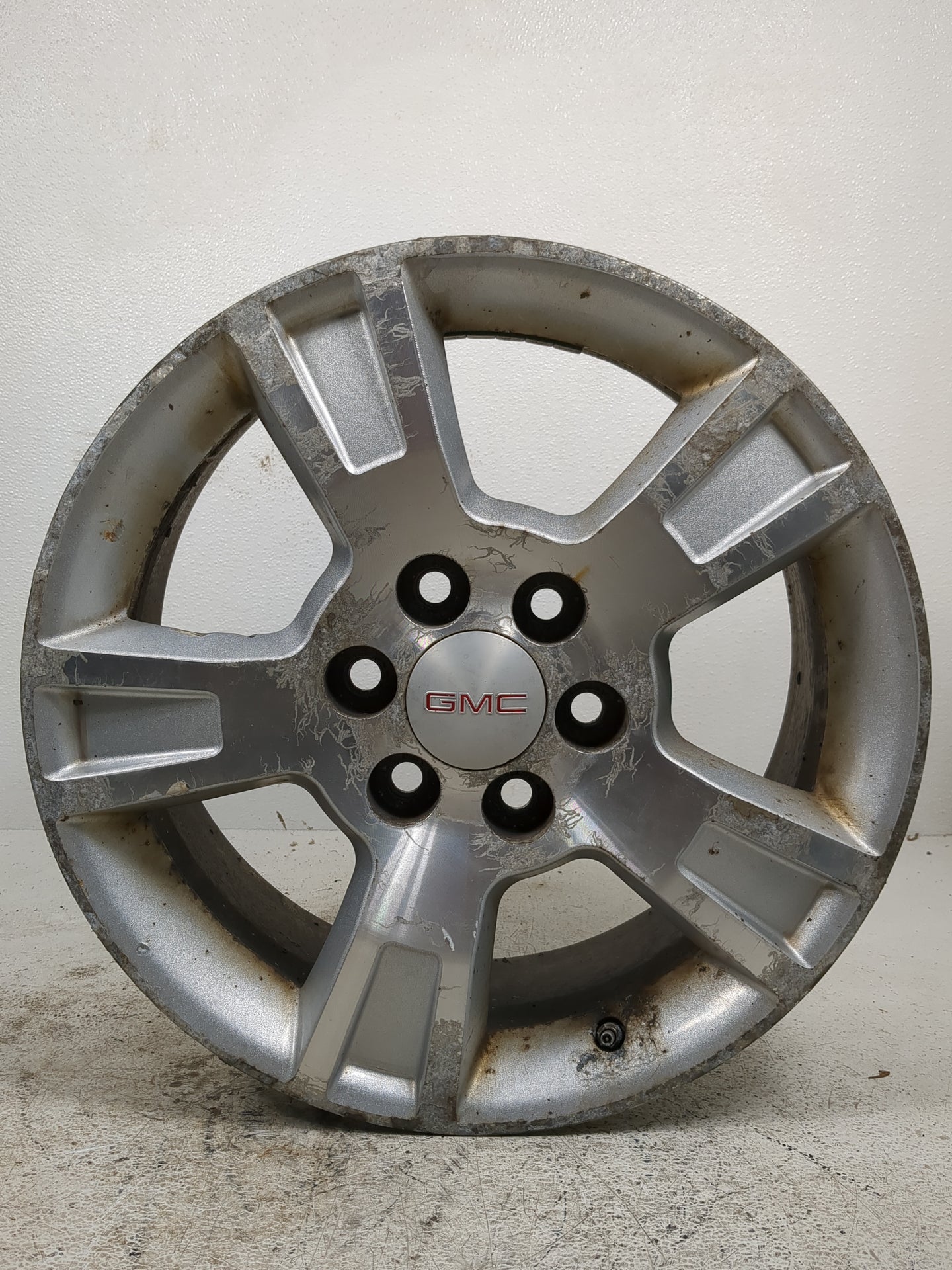 2007-2008 Gmc Acadia Oem Wheel Rim 1374740 - Oemusedautoparts1.com