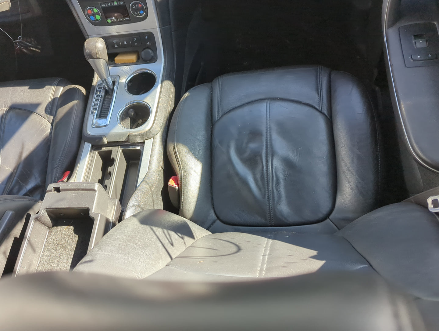 2007-2008 Gmc Acadia Passenger Front Seat Oem - Oemusedautoparts1.com