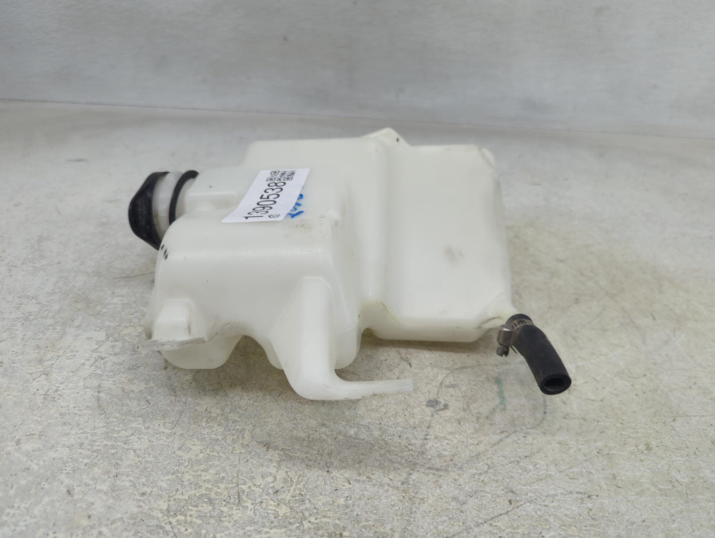 2007-2017 Gmc Acadia Radiator Coolant Overflow Expansion Tank Bottle 1390538 - Oemusedautoparts1.com