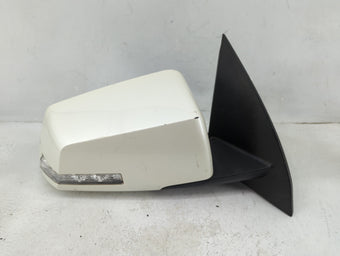 compare product 2007-2008 Gmc Acadia Passenger Side View Mirror - Right Door Mirror OEM Used