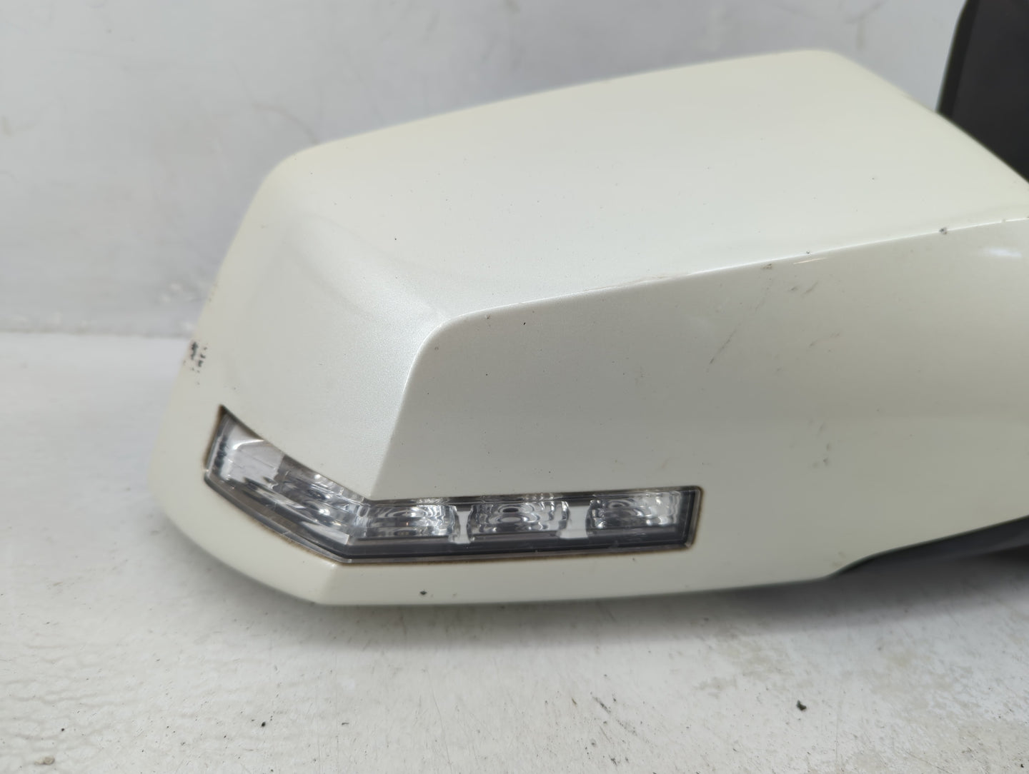 2007-2008 Gmc Acadia Passenger Side View Mirror - Right Door Mirror OEM Used - Oemusedautoparts1.com