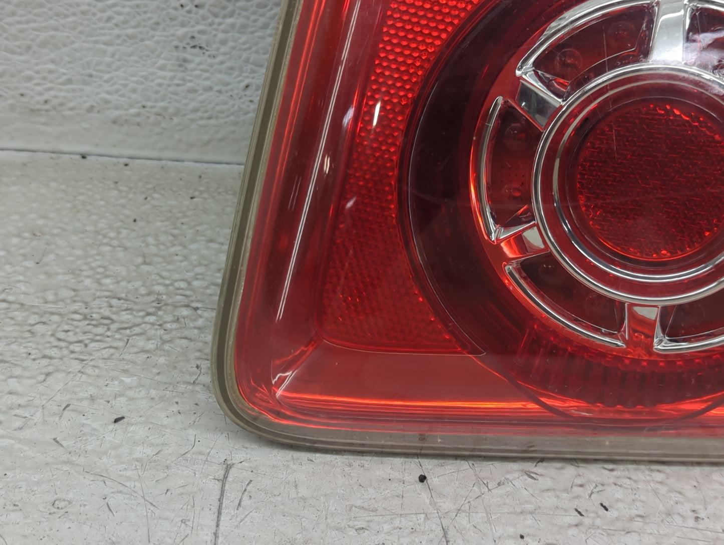 2007-2012 Gmc Acadia Tail Light Assembly Passenger Right OEM P/N:20811960 Fits Fits 2007 2008 2009 2010 2011 2012 OEM Used A