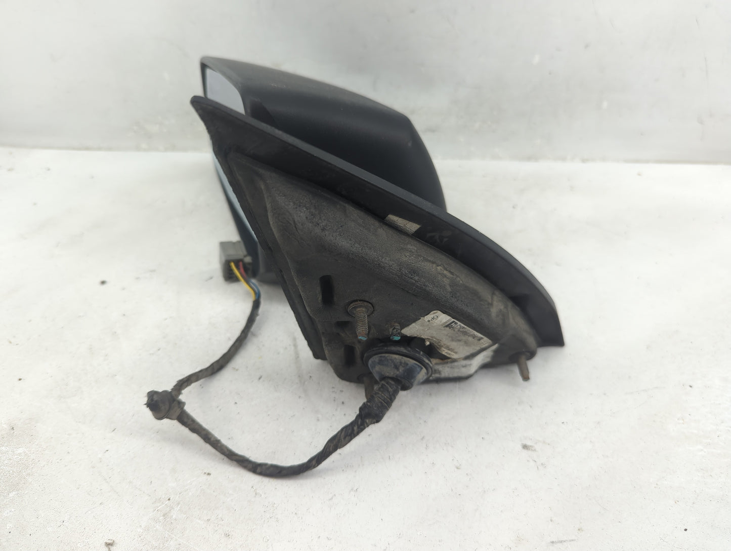 2007-2008 Gmc Acadia Driver Side View Mirror - Left Door Mirror OEM Used - Oemusedautoparts1.com