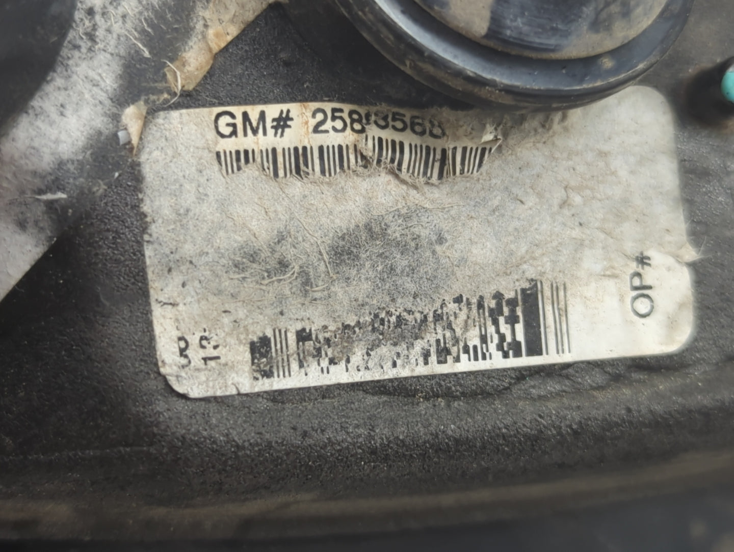 2007-2008 Gmc Acadia Driver Side View Mirror - Left Door Mirror OEM Used - Oemusedautoparts1.com