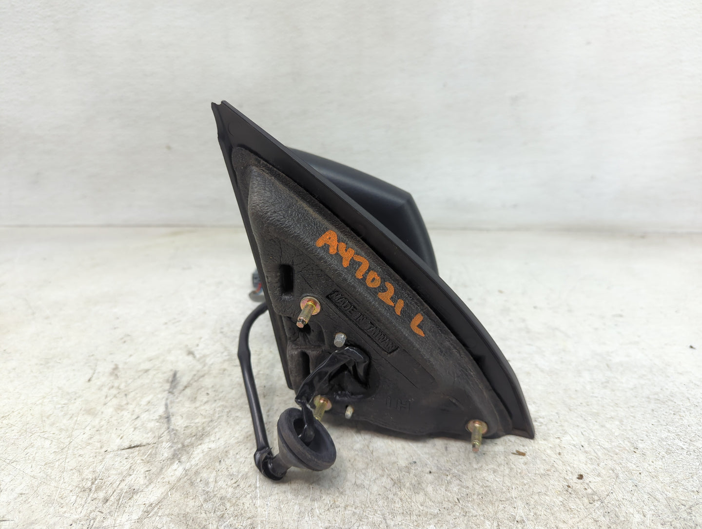 2007-2008 Gmc Acadia Driver Side View Mirror - Left Door Mirror OEM Used - Oemusedautoparts1.com