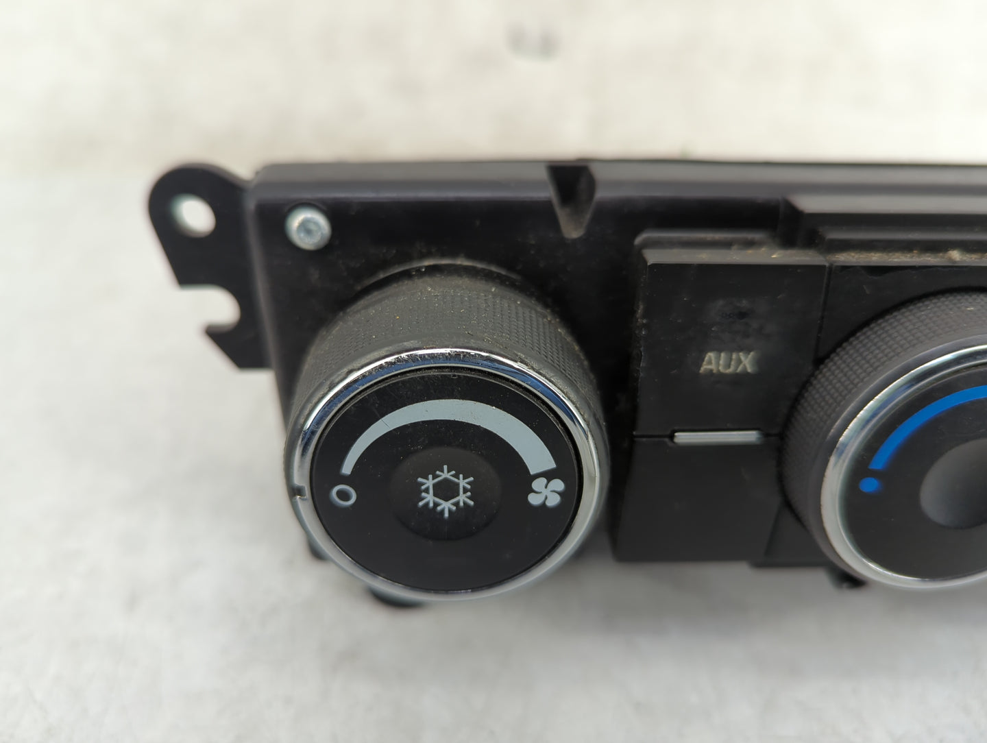2007-2012 Gmc Acadia Climate Control Module Temperature AC/Heater Replacement P/N:25896977 Fits Fits 2007 2008 2009 2010 201