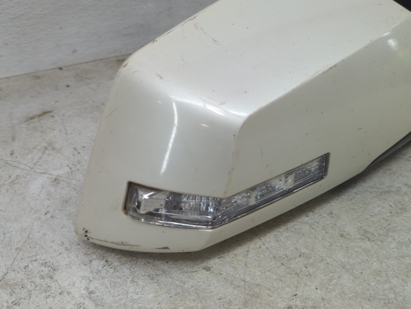 2007-2008 Gmc Acadia Passenger Side View Mirror - Right Door Mirror OEM Used - Oemusedautoparts1.com