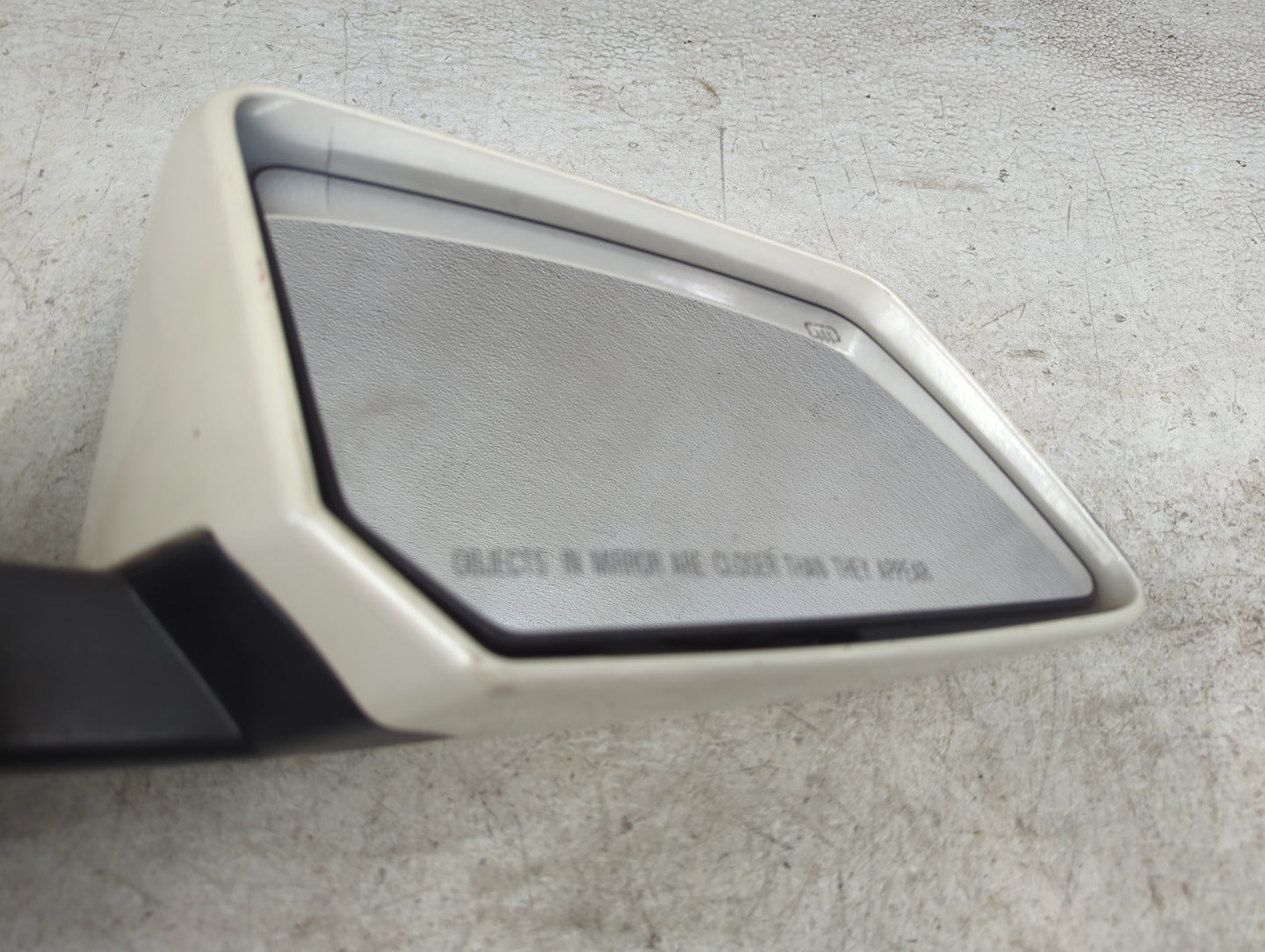 2007-2008 Gmc Acadia Passenger Side View Mirror - Right Door Mirror OEM Used - Oemusedautoparts1.com