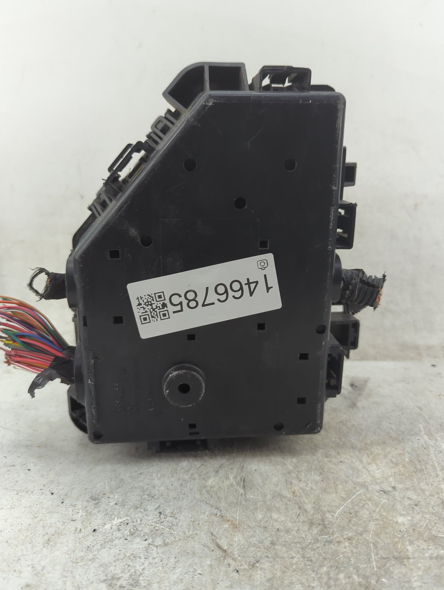 2007-2008 Gmc Acadia Fusebox Fuse Box Panel Relay Module P/N:25856251 13080357 Fits Fits 2007 2008 OEM Used Auto Parts - Oem