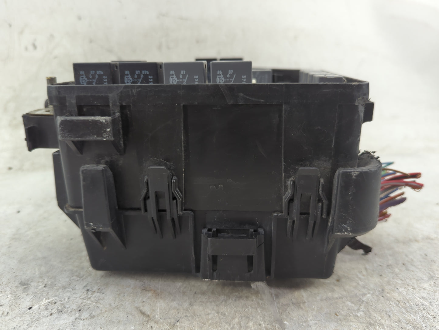 2007-2008 Gmc Acadia Fusebox Fuse Box Panel Relay Module P/N:25856251 13080357 Fits Fits 2007 2008 OEM Used Auto Parts - Oem