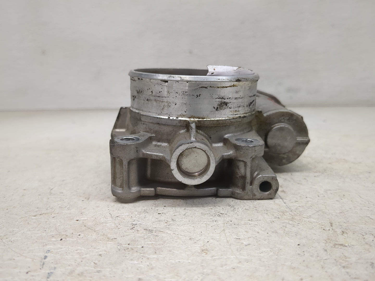 2007-2011 Gmc Acadia Throttle Body Fits Fits 2007 2008 2009 2010 2011 OEM Used Auto Parts - Oemusedautoparts1.com
