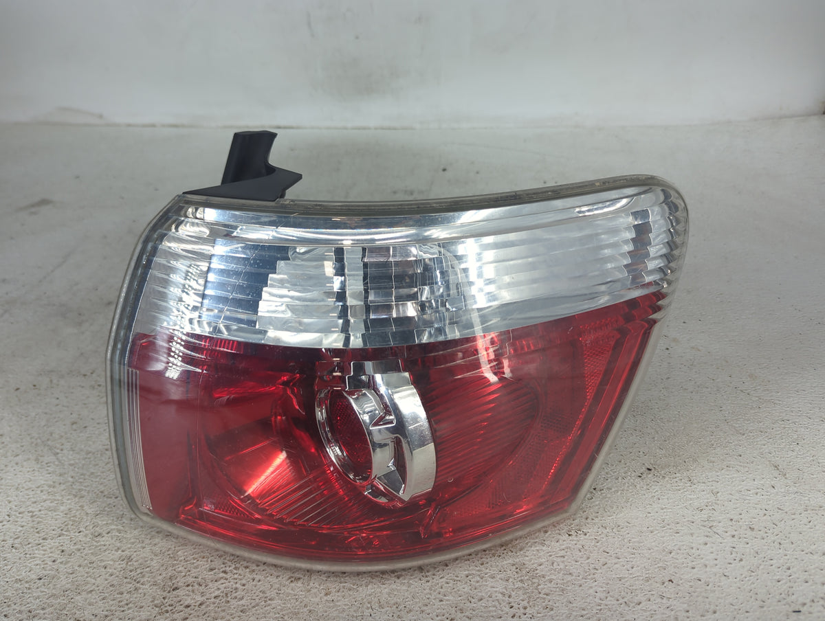2007-2012 Gmc Acadia Tail Light Assembly Passenger Right OEM P/N:25972395 309941 Fits Fits 2007 2008 2009 2010 2011 2012 OEM