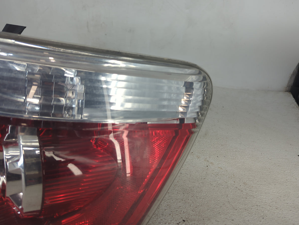 2007-2012 Gmc Acadia Tail Light Assembly Passenger Right OEM P/N:25972395 309941 Fits Fits 2007 2008 2009 2010 2011 2012 OEM