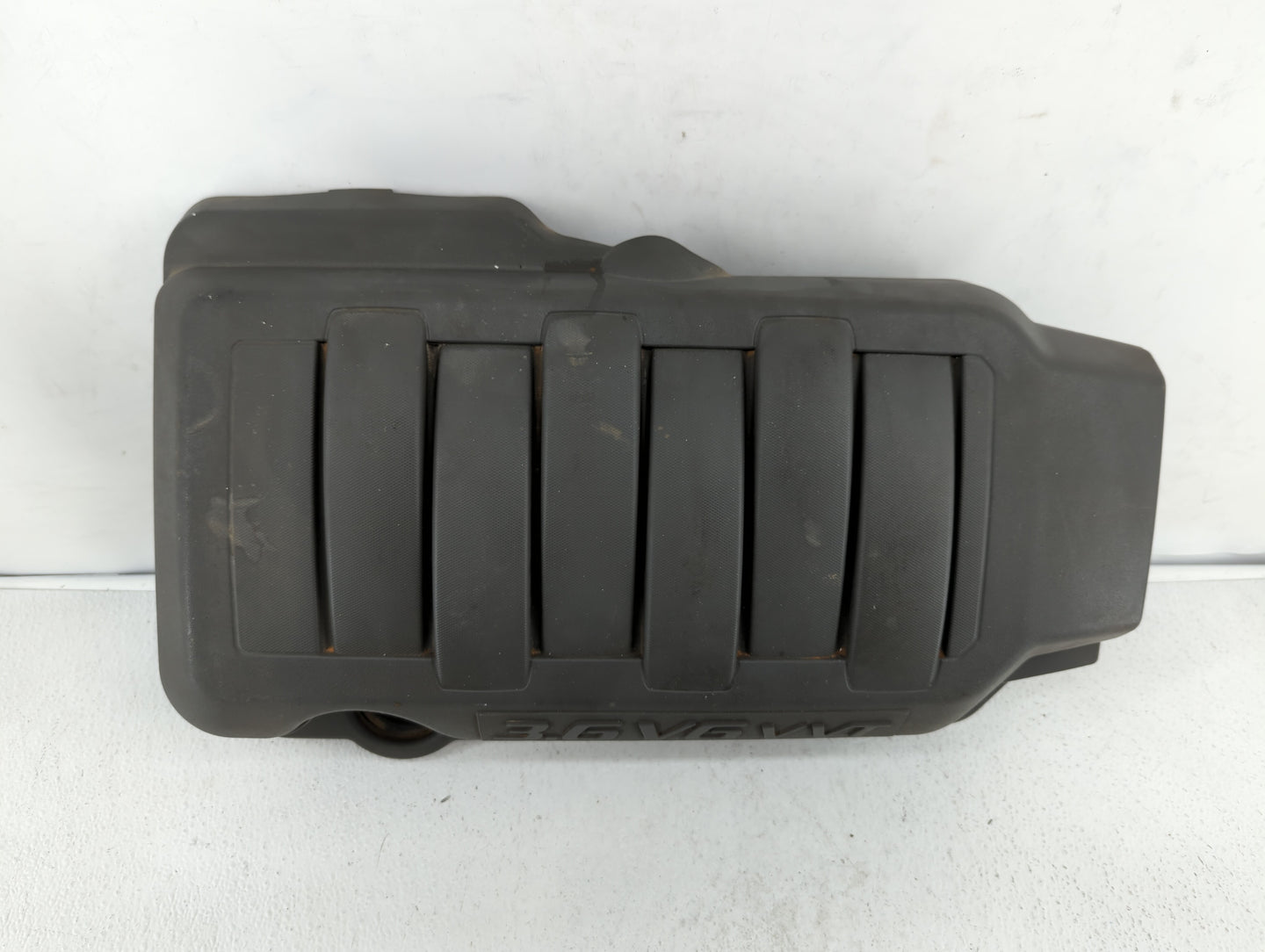 2008 Gmc Acadia Engine Cover - Oemusedautoparts1.com