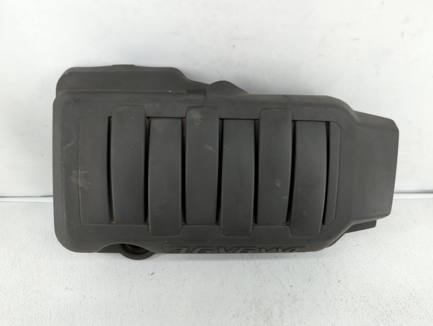2008 Gmc Acadia Engine Cover - Oemusedautoparts1.com
