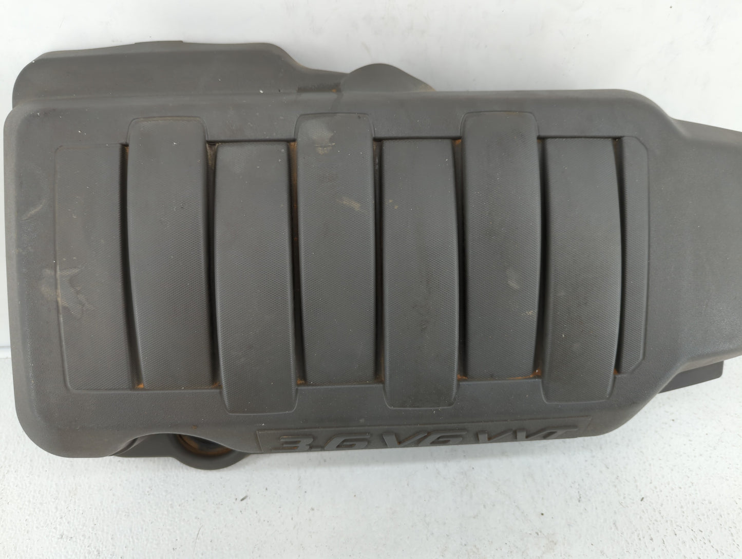 2008 Gmc Acadia Engine Cover - Oemusedautoparts1.com