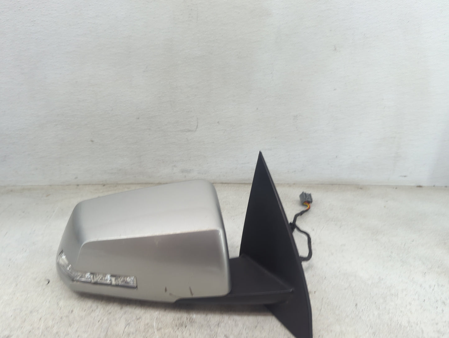 2007-2008 Gmc Acadia Passenger Side View Mirror - Right Door Mirror OEM Used - Oemusedautoparts1.com