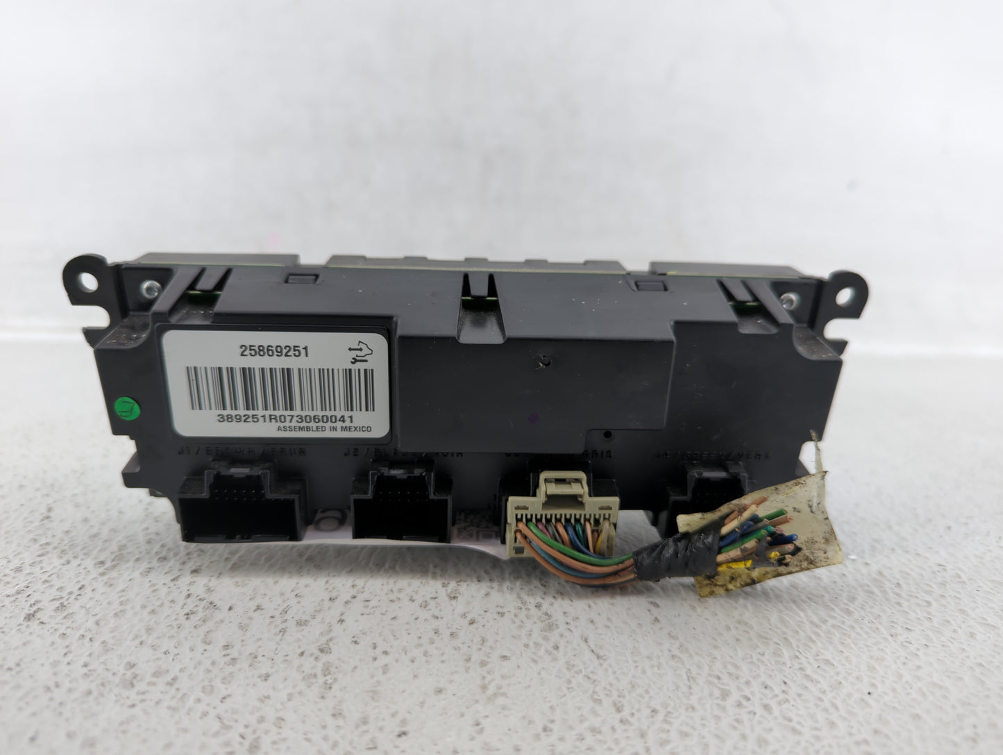 2007-2017 Gmc Acadia Radio AM FM Cd Player Receiver Replacement P/N:25869251 Fits OEM Used Auto Parts - Oemusedautoparts1.co