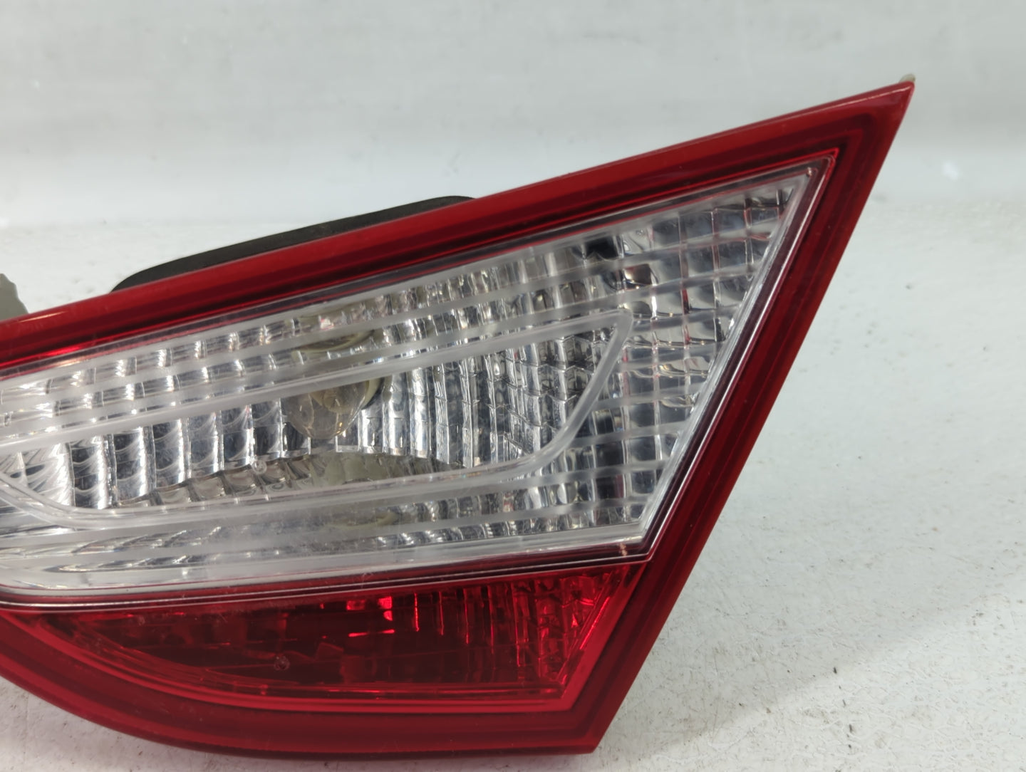 2007-2012 Gmc Acadia Tail Light Assembly Passenger Right OEM P/N:92404-3Q Fits Fits 2007 2008 2009 2010 2011 2012 OEM Used A