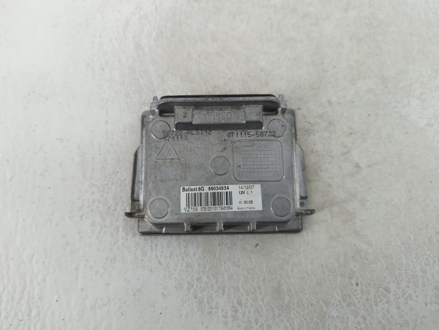 2008 Gmc Acadia Headlight Ballast Head Light Silver Metallic - Oemusedautoparts1.com